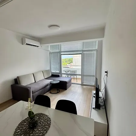 Cosy 2-bedroom Appartamento *